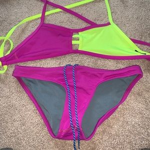 Jolyn Bikini Set